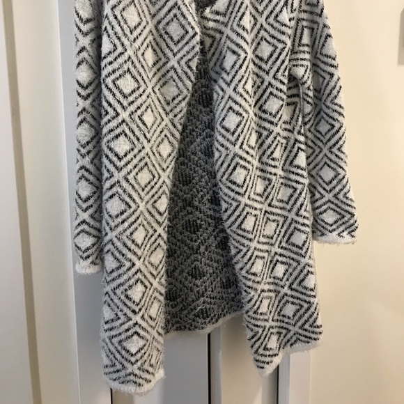 Medium white wool open cardigan - Picture 4 of 5